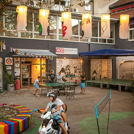 Mcc Albergue Celje